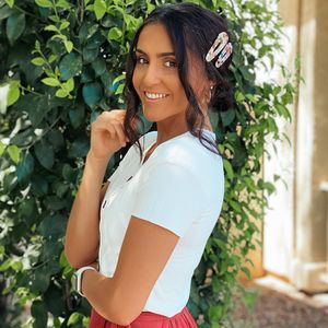 Meet your Posher, Leah